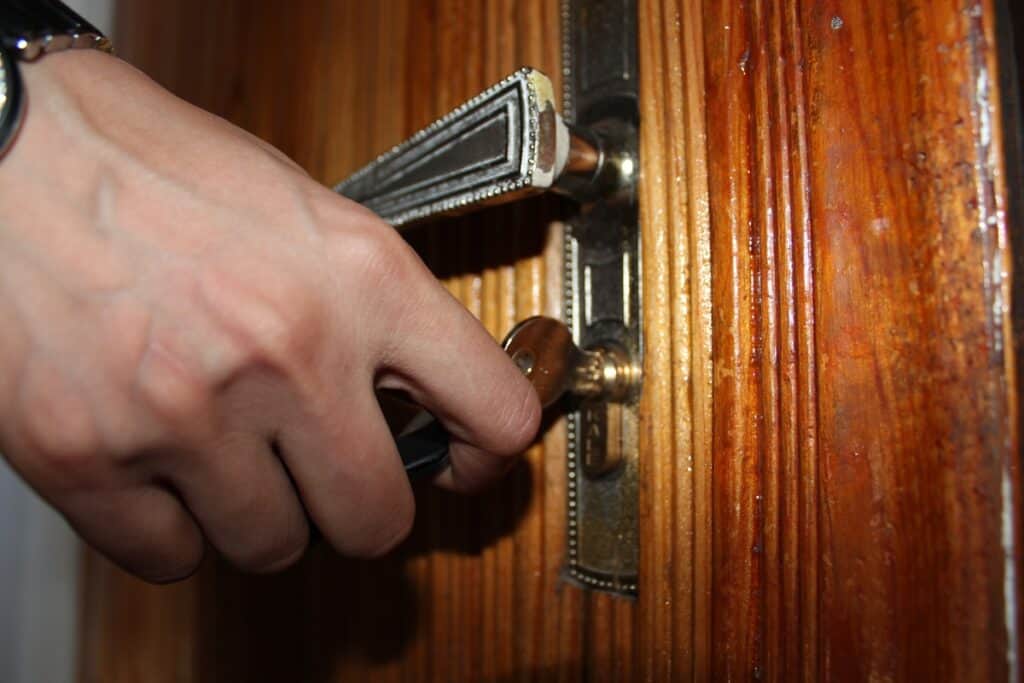 Locksmith for deadlocks